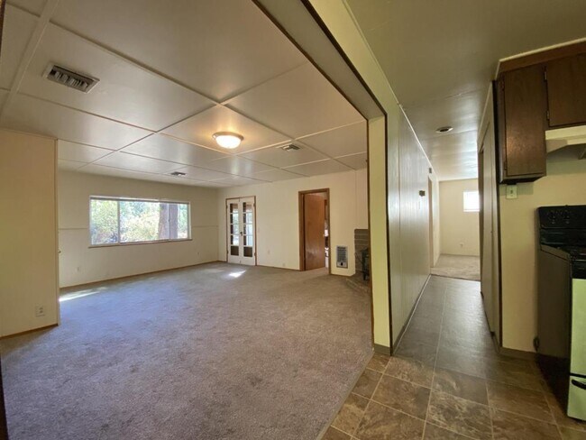 Foto del edificio - 784 Murphy Creek Rd