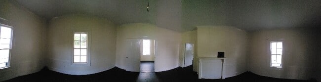 Foto del edificio - 806 E Caswell St
