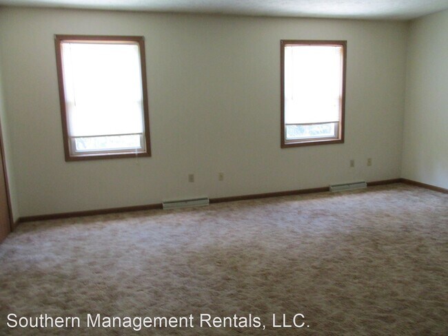 Building Photo - 2 br, 1.5 bath House - 111 Manchester Street