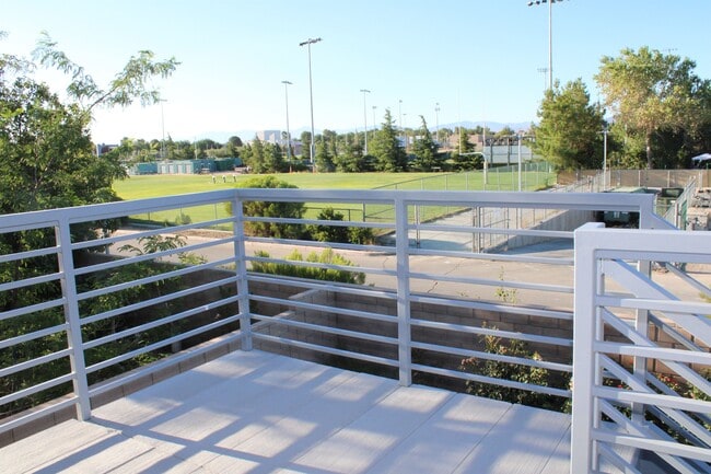 Foto del edificio - 3324 W Ave J-10