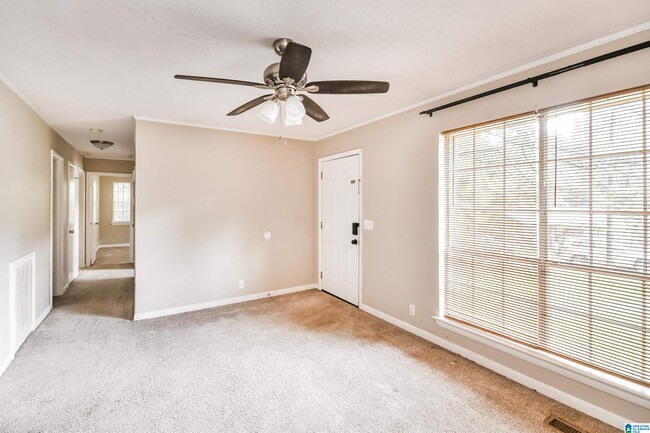 Building Photo - 1032 Sandy Brook Cir