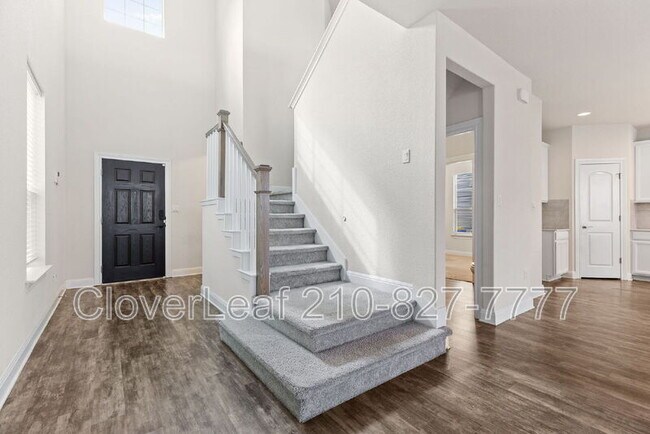 Foto del edificio - 16105 Nightshade St