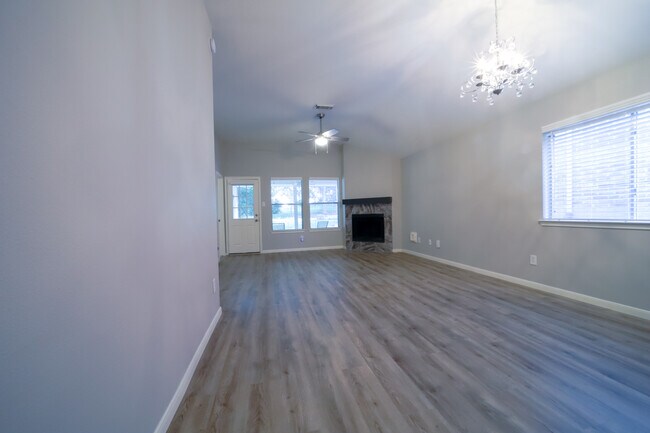 Foto del edificio - 117 Harbour Town Cir