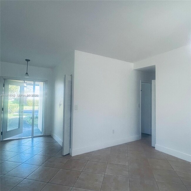 Building Photo - 6618 NW 188th Ln