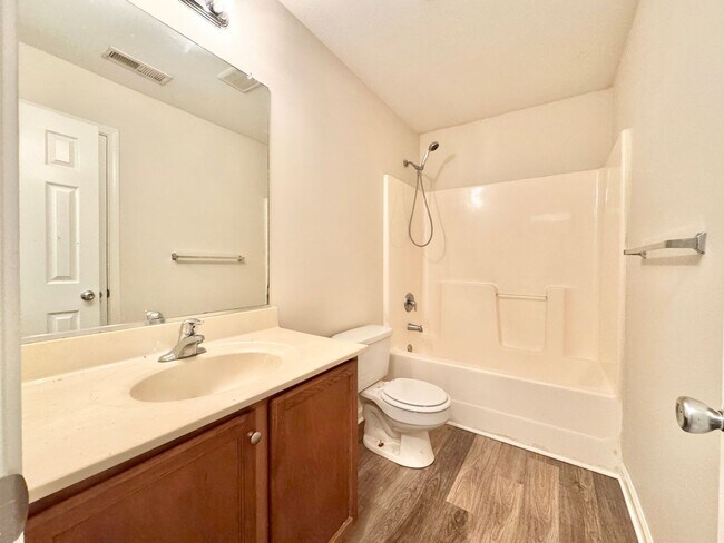 Foto del edificio - 3707 Whitworth Dr
