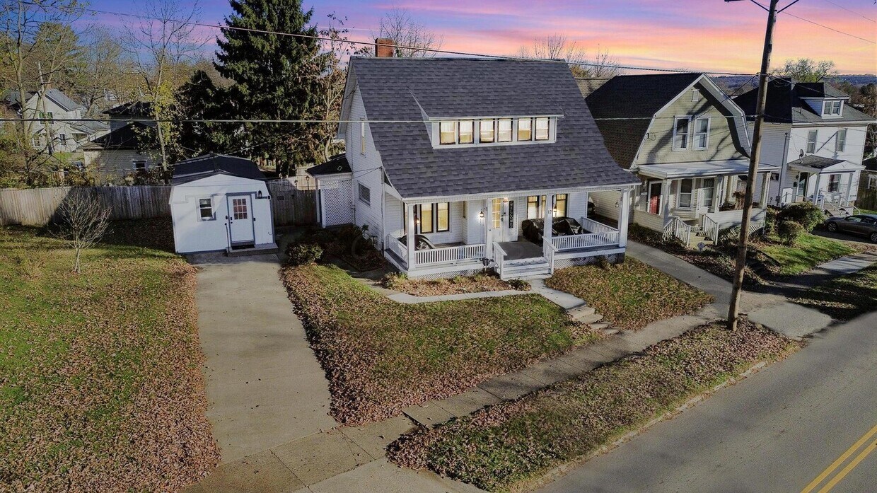 Foto principal - 12 Mansfield Ave