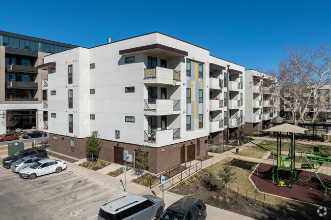 Building Photo - Pathways at Chalmers Courts West