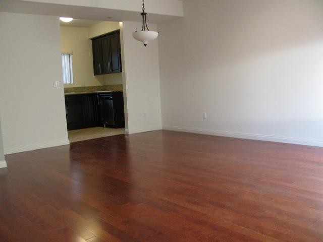 Foto del edificio - 6541 Odessa Ave