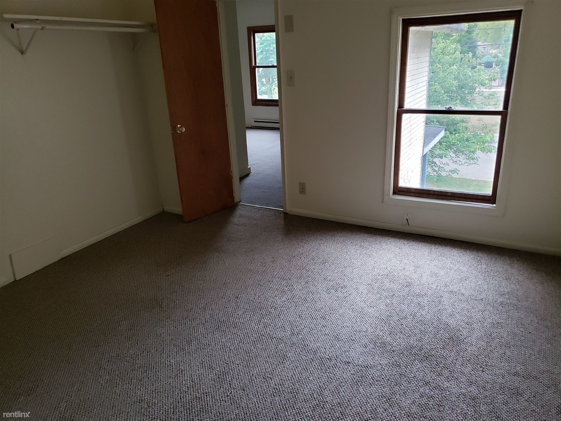 Building Photo - 1 br, 1 bath  - 1110 N Pine St