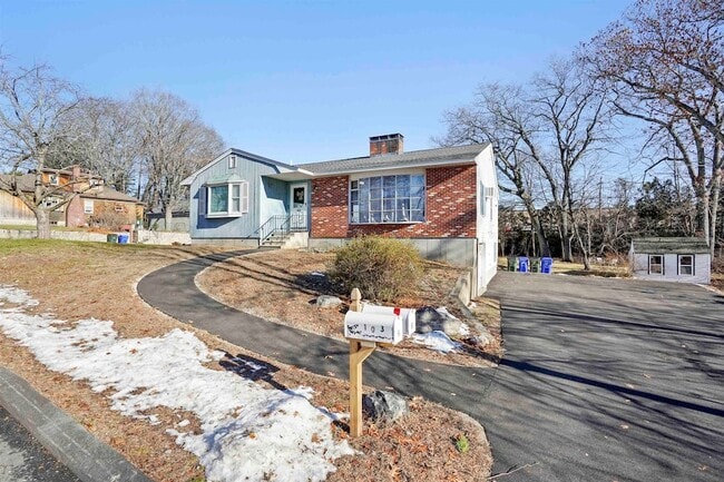 Foto del edificio - 103 Portsmouth Ave