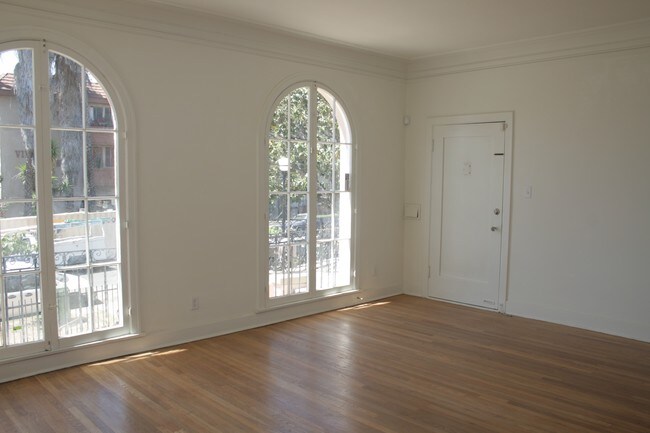 Foto del edificio - 232 S Berendo St