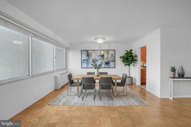 Building Photo - 5500 Friendship Blvd