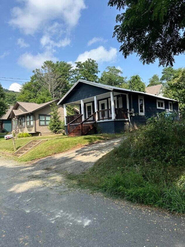 Foto principal - 114 Carolina Ave