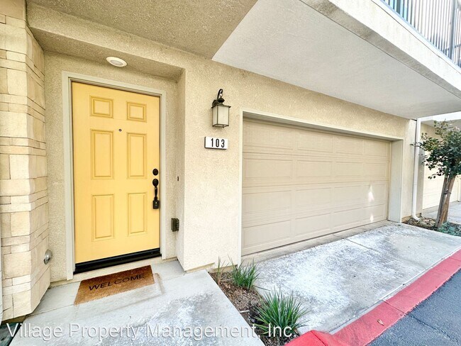 Building Photo - 2 br, 2.5 bath House - 344 Fitzpatrick Roa...