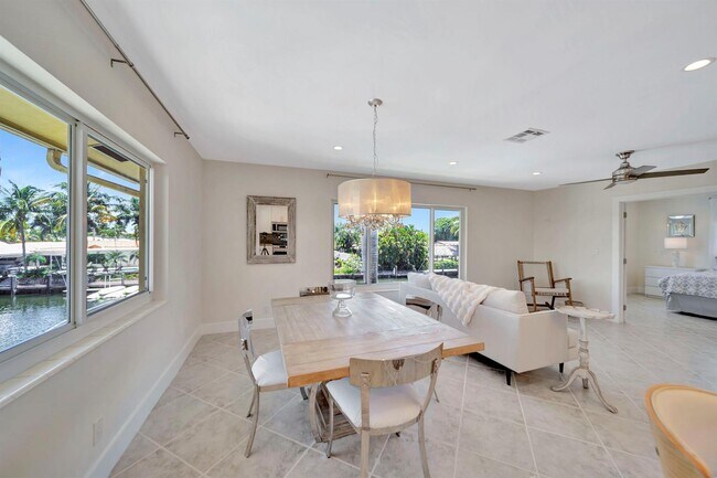 Foto del edificio - 2811 NE 51st St
