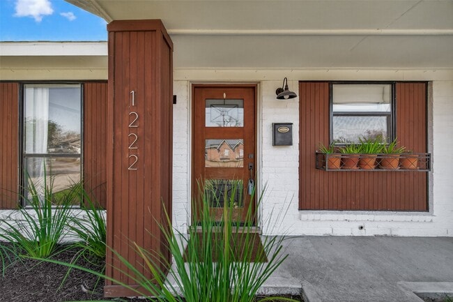 Building Photo - 1222 Wardmont St