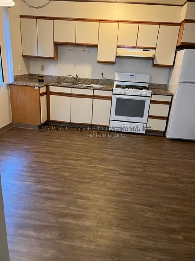 Building Photo - 9651 Soquel Dr