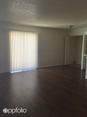 Building Photo - 1331 Glen Oaks Ct
