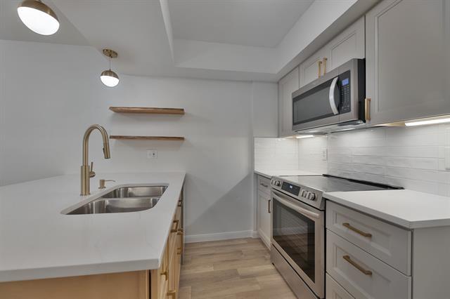 Foto del edificio - 2821 Capella Cir