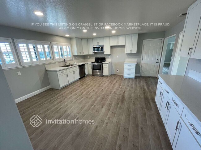 Building Photo - 84 Trent Dr