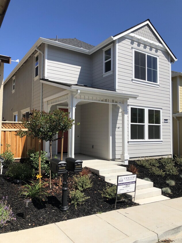 Foto principal - 19022 Schofield Ln