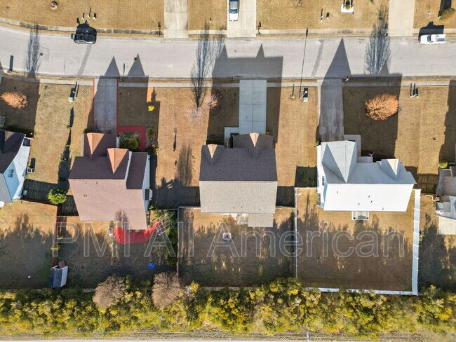 Foto del edificio - 212 Tadcaster Ct