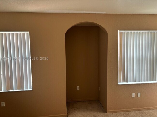 Foto del edificio - 1001 Belmont Ln
