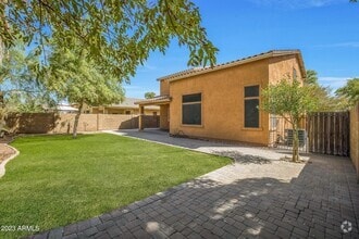 Building Photo - 3112 S 82nd Ln