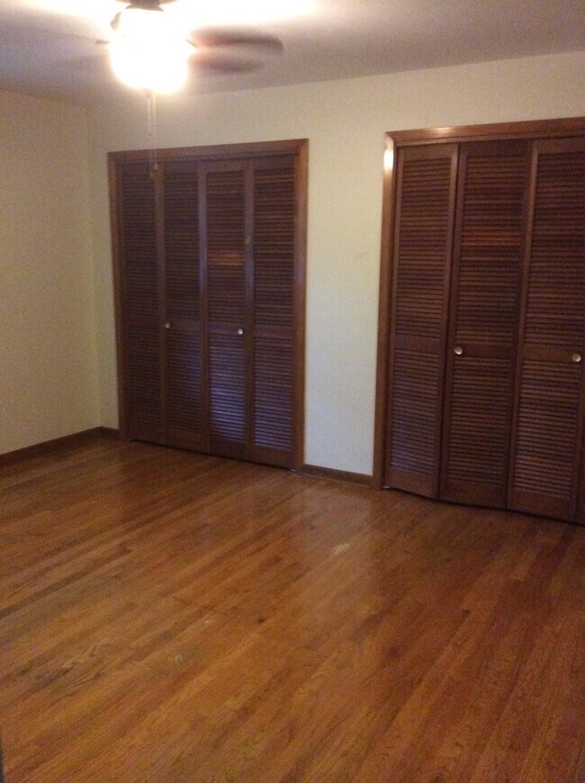Foto del edificio - 269 Flintridge Dr