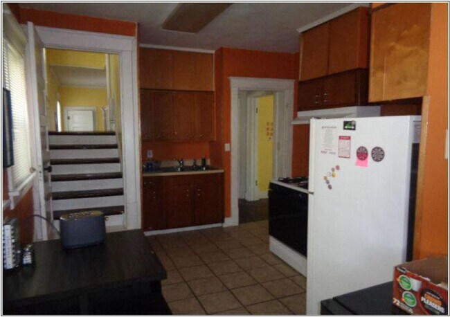 Cocina - 1416 W Barker Ave