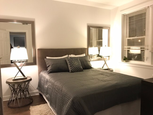 Foto del edificio - 2611 N Fairfield Ave