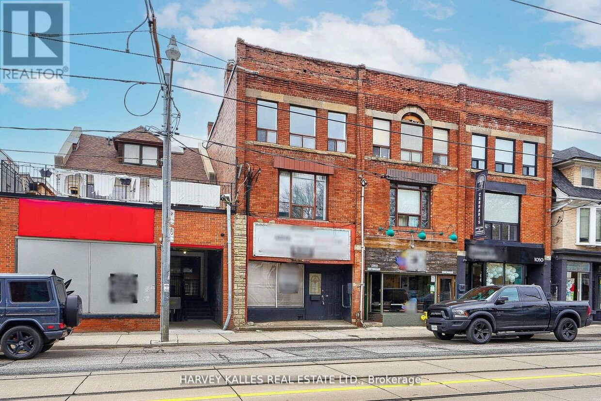 Primary Photo - 1046 Bathurst St