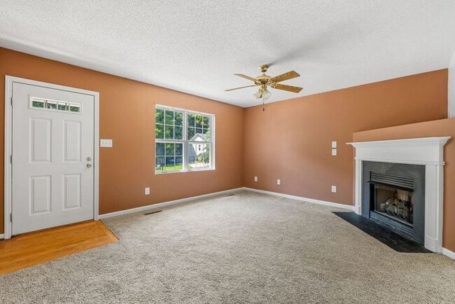 Building Photo - Adorable Home for Rent in a Cul-de-Sac – W...