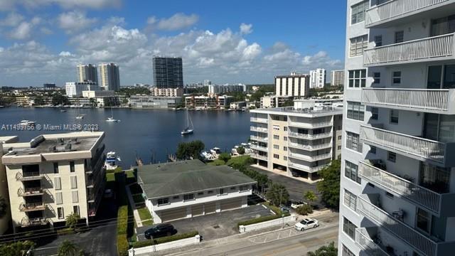 Foto del edificio - 137 Golden Isles Dr