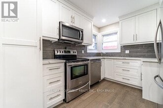 Building Photo - 46 Cloke Ct