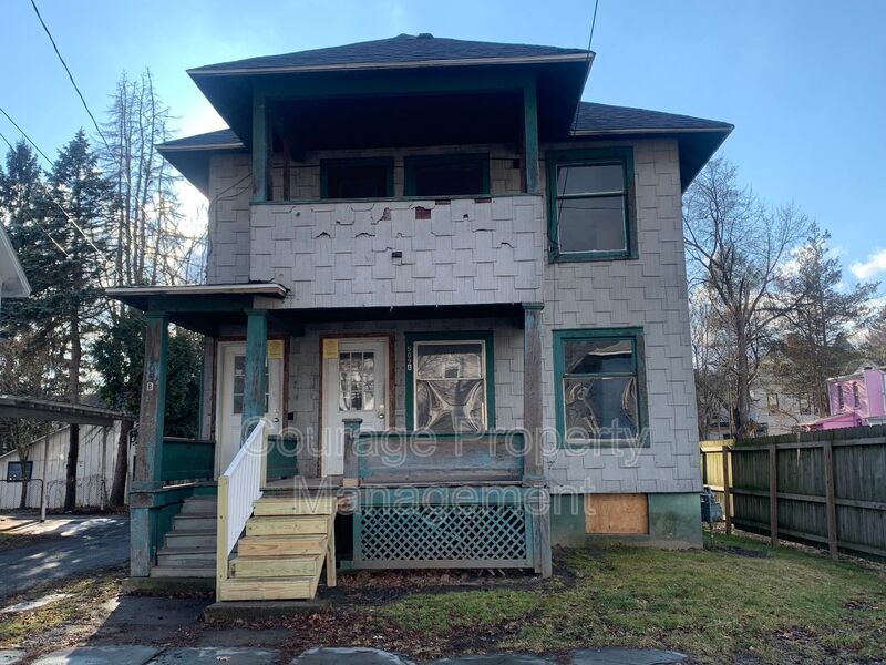 Primary Photo - 509 Columbia St