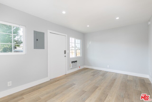 Foto del edificio - 2822 S Redondo Blvd