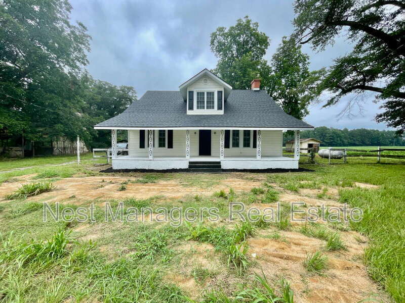 Primary Photo - 416 Old Maxton Rd
