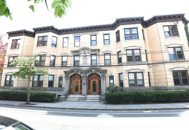 Building Photo - 75 Longwood Ave