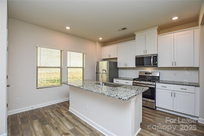 Foto del edificio - 3215 Lisburn St