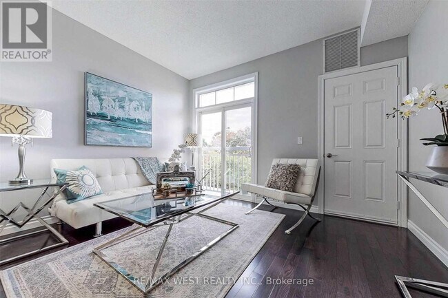 Building Photo - 36 Gibson Ave