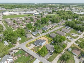 Building Photo - 100 Walnut St