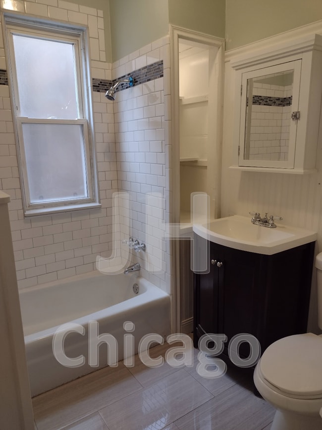 Updated Bathroom - 3235 W Warner Ave