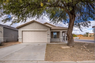 Building Photo - 36496 Pampoloma Ave