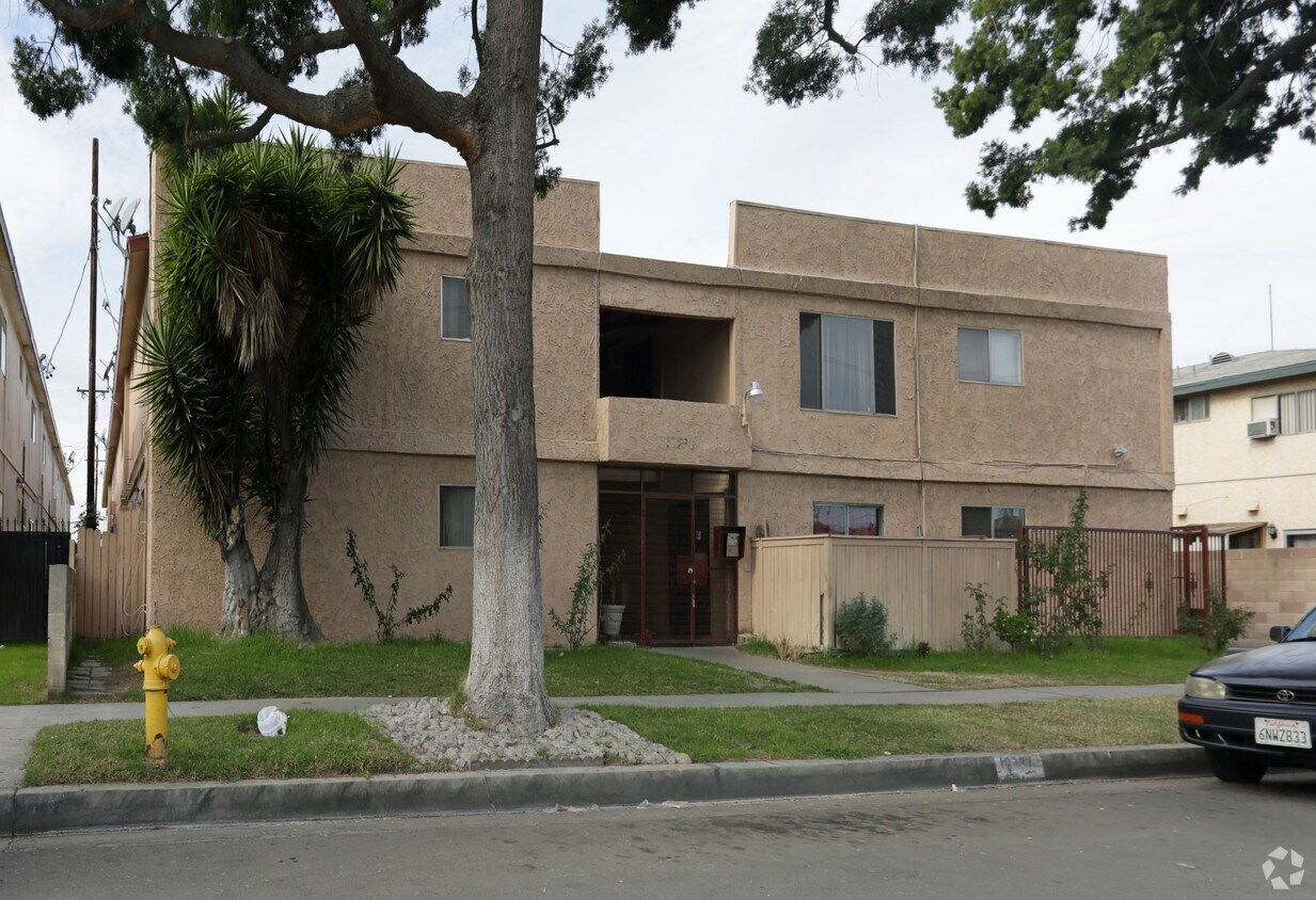 Primary Photo - 12737 Kalnor Ave