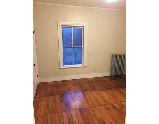 Building Photo - 39 Pleasant St