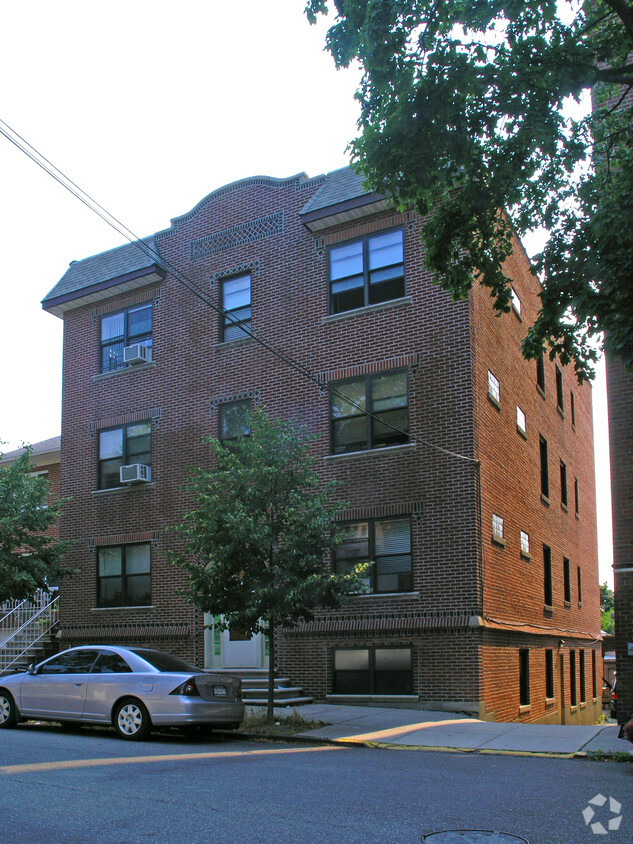Primary Photo - 2175 Hone Ave
