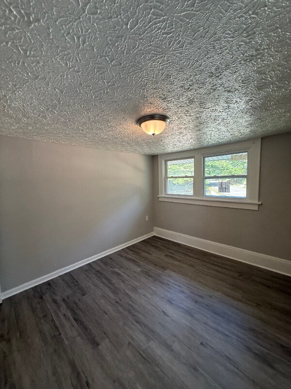 Foto del edificio - 1299 Sunrise Dr