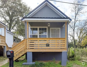Building Photo - 1418 2nd Ave
