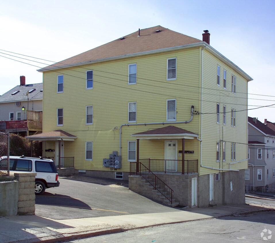 Building Photo - 270 Mulberry St